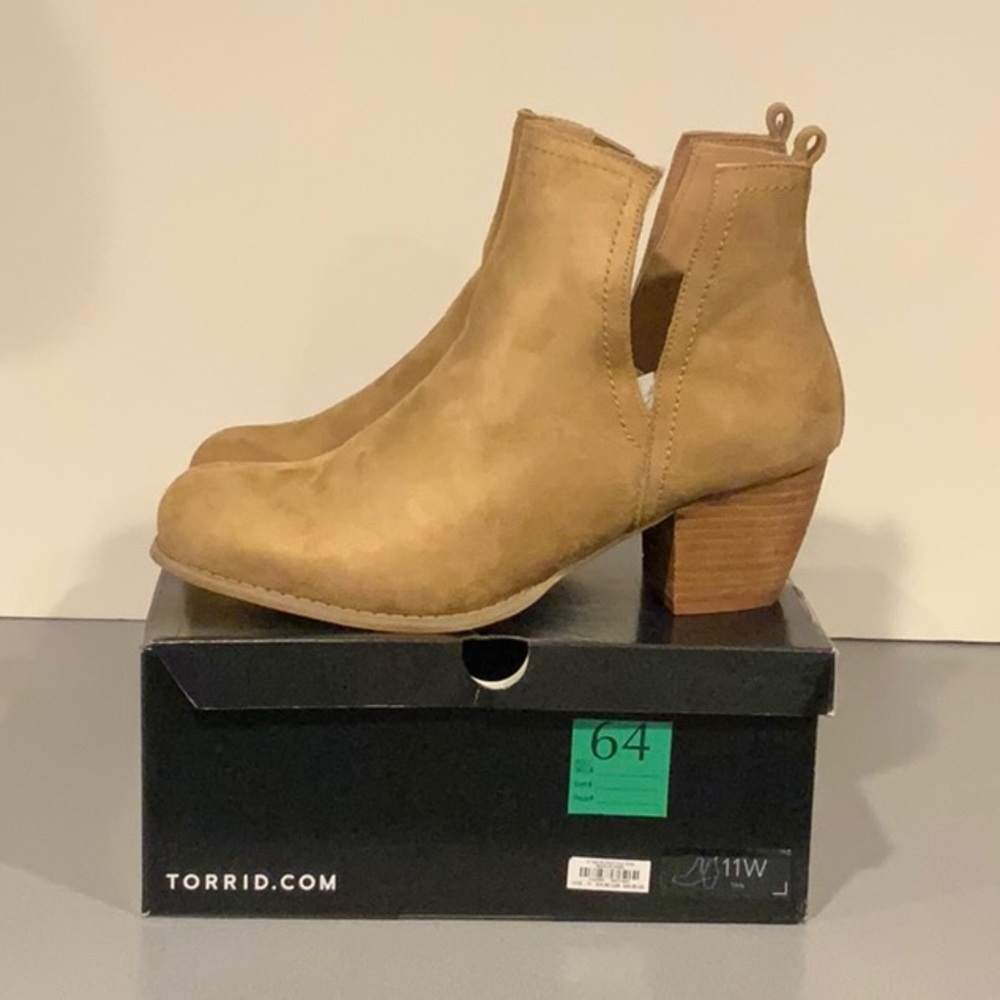 Tan V cut Booties